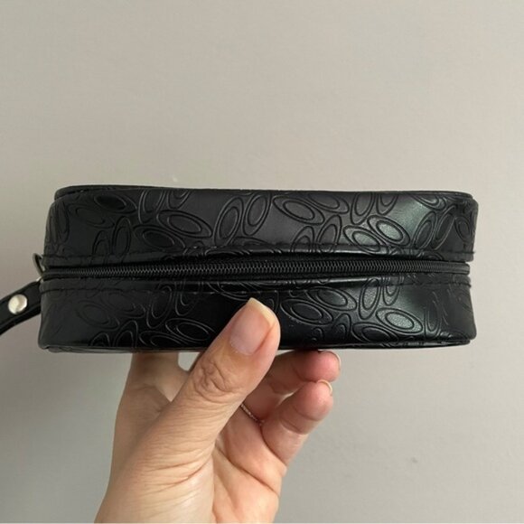 Oakley Black Semi-Hard Zip Around Sunglasses Case w/ Strap - Picture 3 of 5